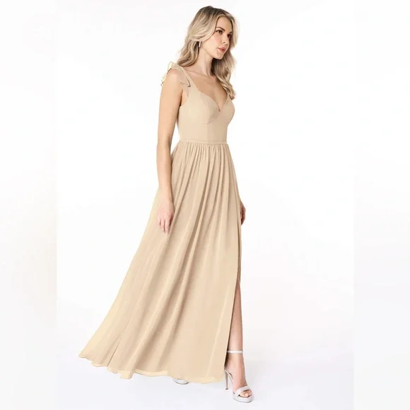 NEW Formal Dress - Picture 3 of 6